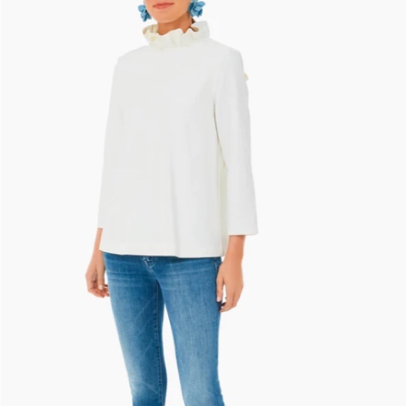 White Faye Blouse
TUCKERNUCK - Picture 3 of 11